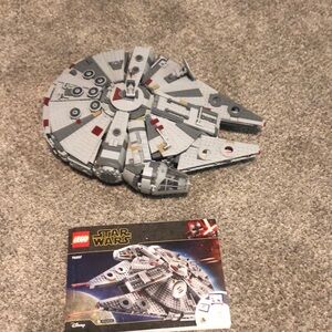 Lego Star Wars Millennium Falcon Set 75257